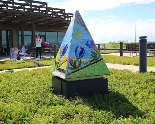 green-roof ✈️ Rapid City Regional Airport Airport Green Roof - Black Hills Pasque Sculpture